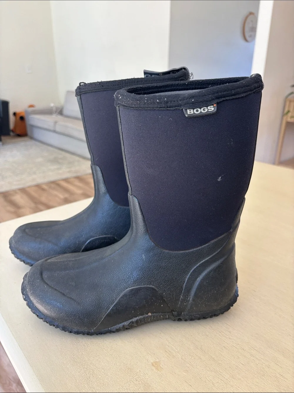 Bogs Classic Mid Waterproof Winter/Rain Boots – Women’s Size 7